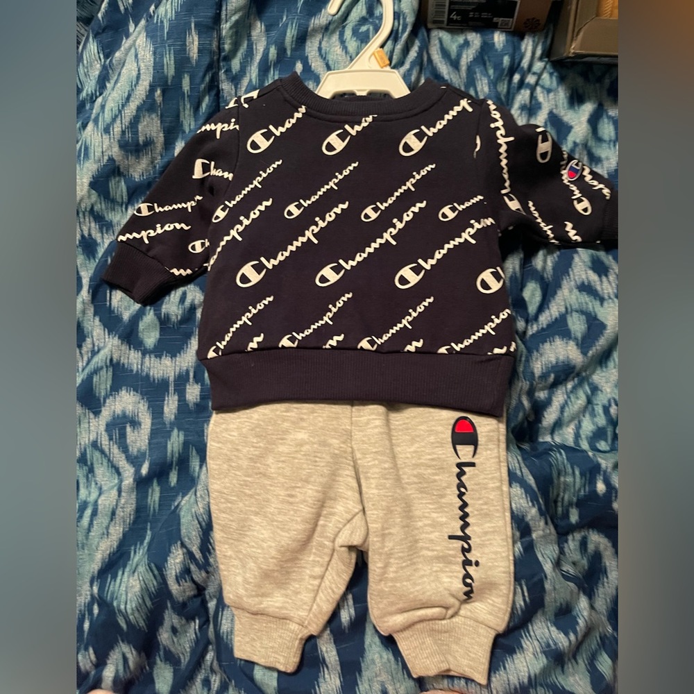 Champion 2pc infant sweatsuit